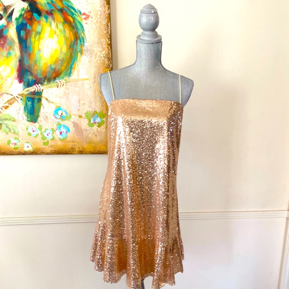 SHOWPO GOLD-TONE SPECIAL OCCASION SEQUINS DRESS PLUS SIZE 14 🌟NWT🌟
